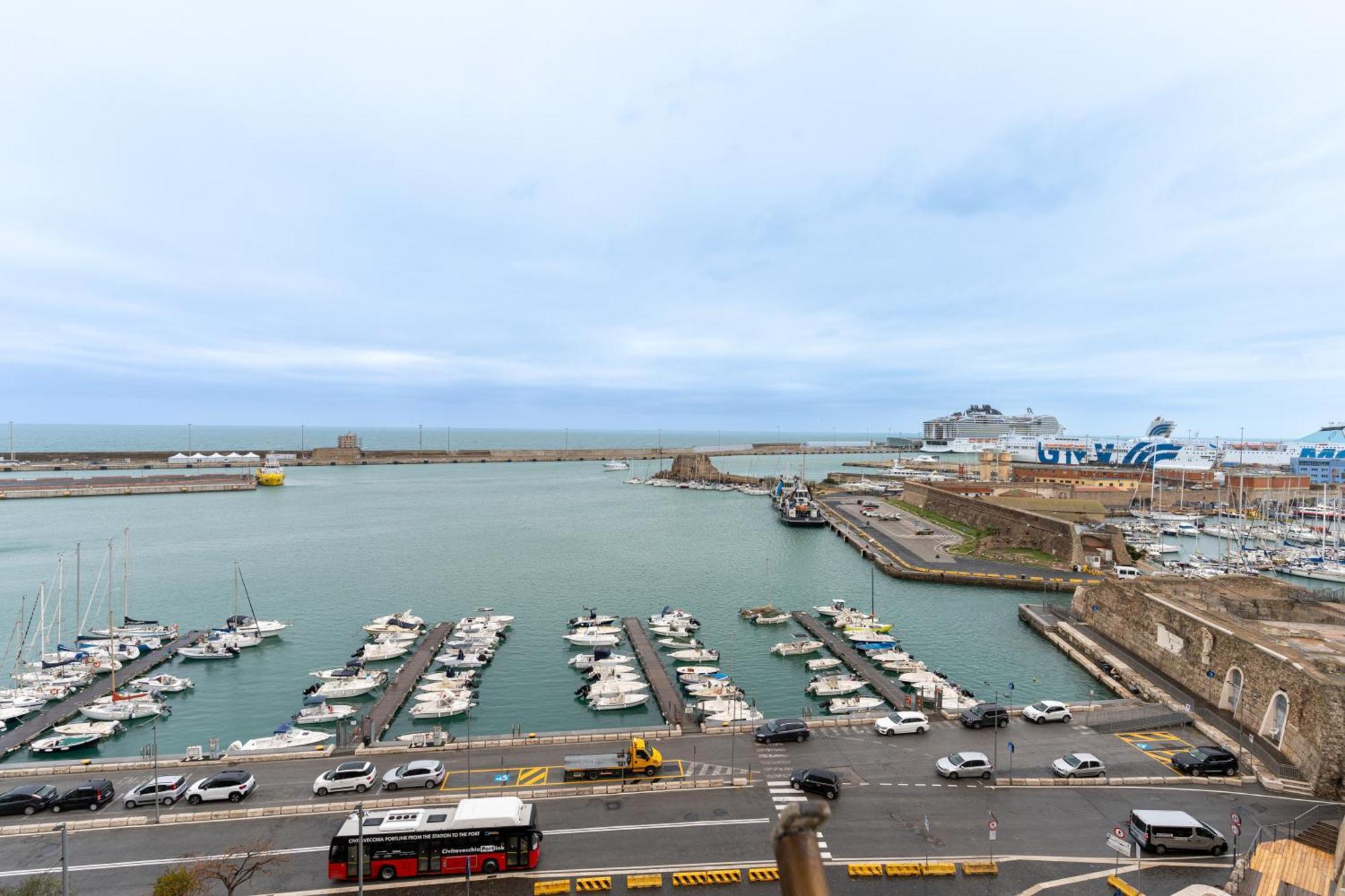 L'Onda Affittacamere Civitavecchia Eksteriør bilde